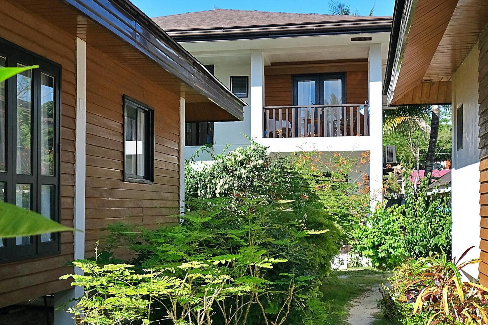 White Villas Resort Siquijor Exterior photo