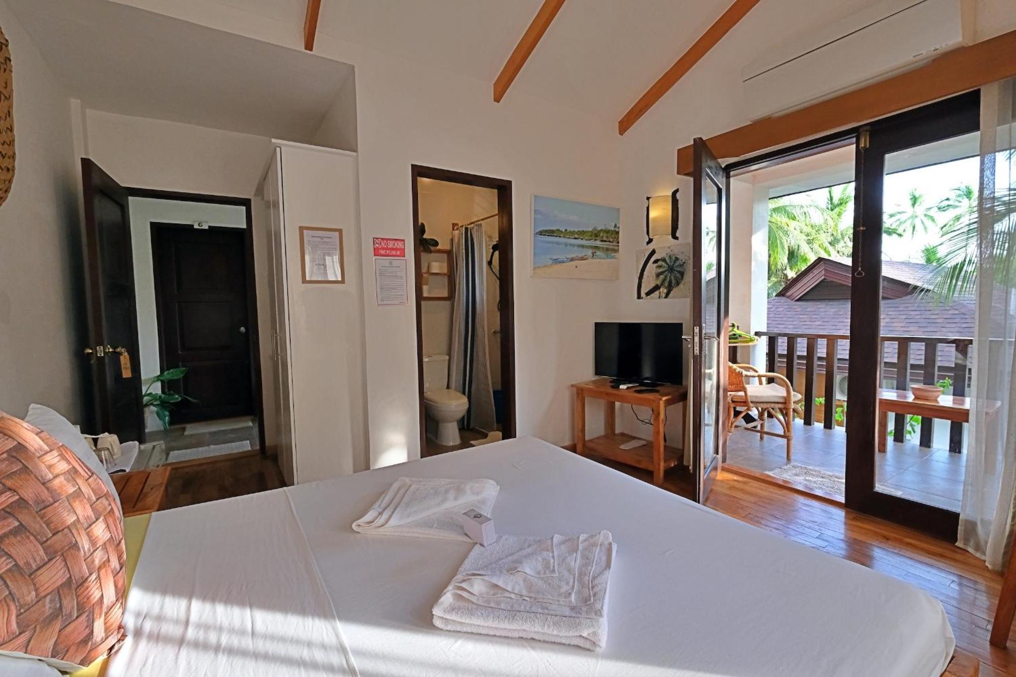 White Villas Resort Siquijor Exterior photo